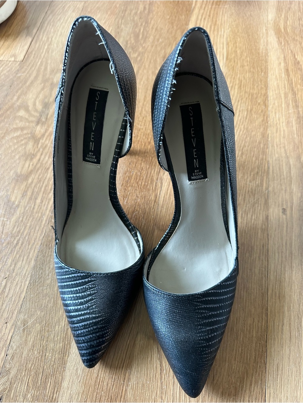 Steve Madden Black Pointed Toe D'Orsay Pumps